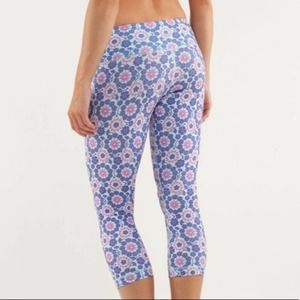 Lululemon Purple Twiggy Floral Power Wunder Under Crop Leggings Size 4
